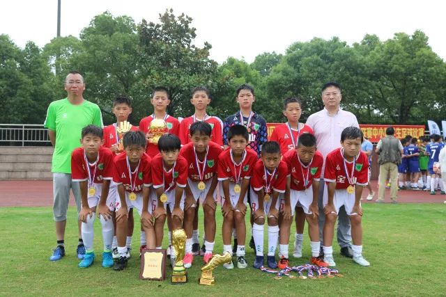 邵佳一现身U19国青队教学赛现场，备战土伦杯与U20亚洲杯